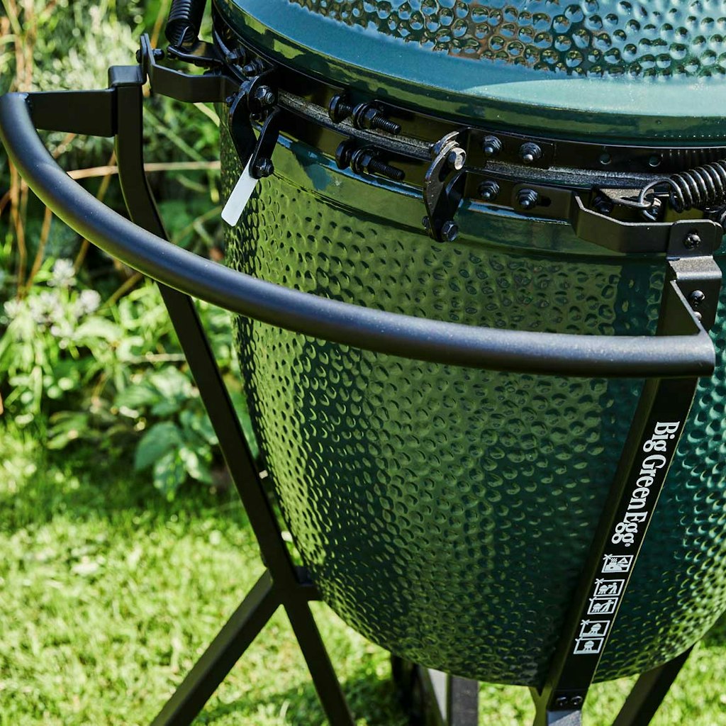 Big Green Egg IntEGGrated Nest + Acacia Shelves
