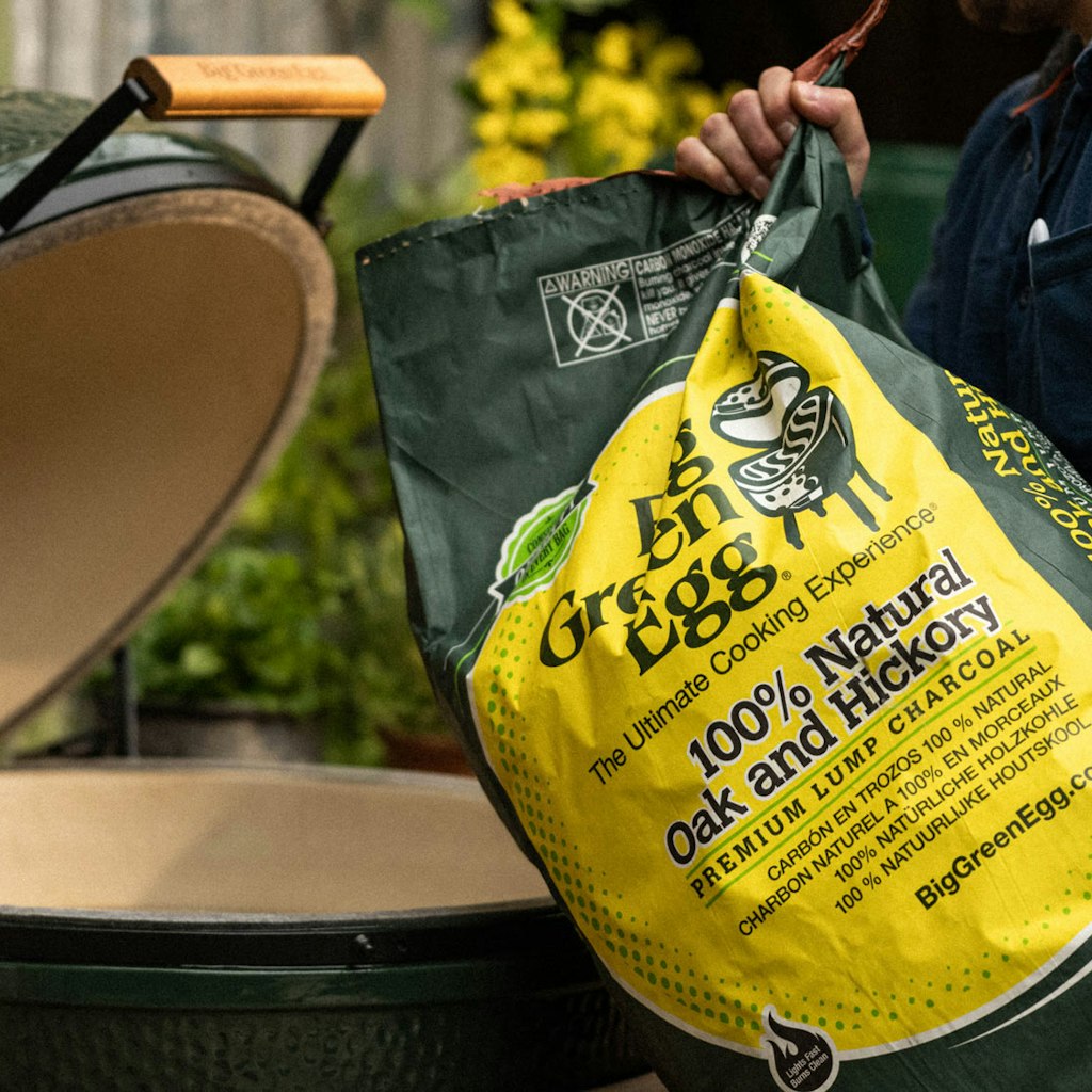 Big Green Egg Premium 100% Natural Oak & Hickory Lump Charcoal