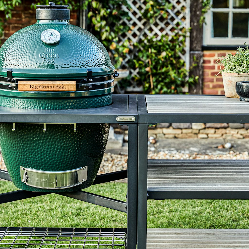 Big Green Egg Modular Nest + Expansion Frame + Distressed Acacia Shelves