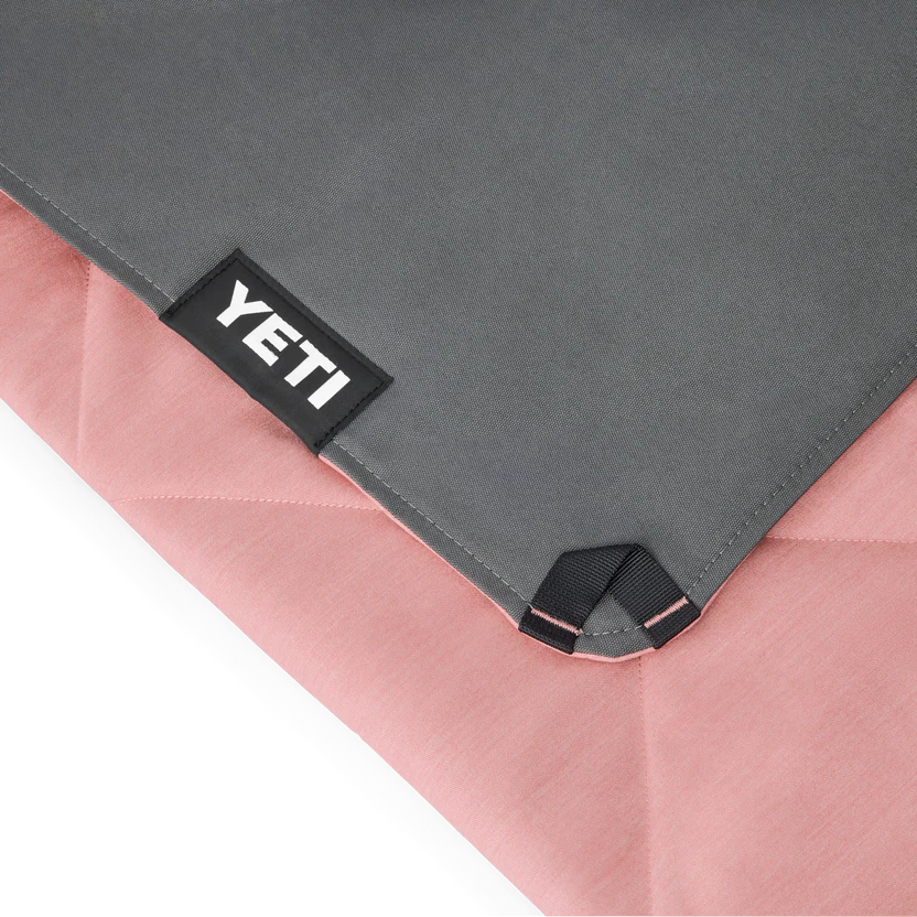 YETI Lowlands Blanket