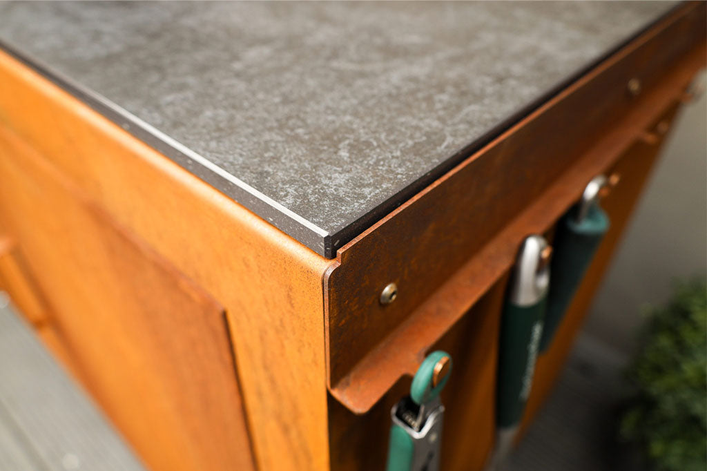 Big Green Egg Corten Steel Kitchen