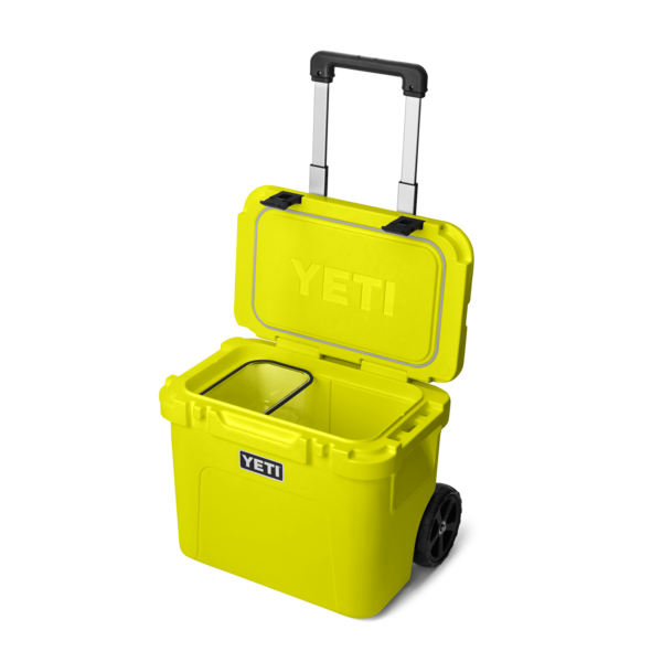 YETI Roadie 32 Wheeled Cool Box