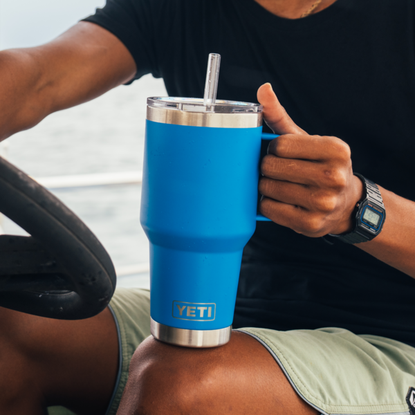 YETI Rambler 35 oz Straw Mug - 1L