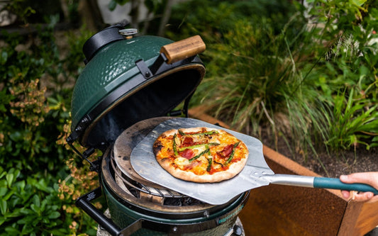 The Ultimate Big Green Egg Pizza Guide