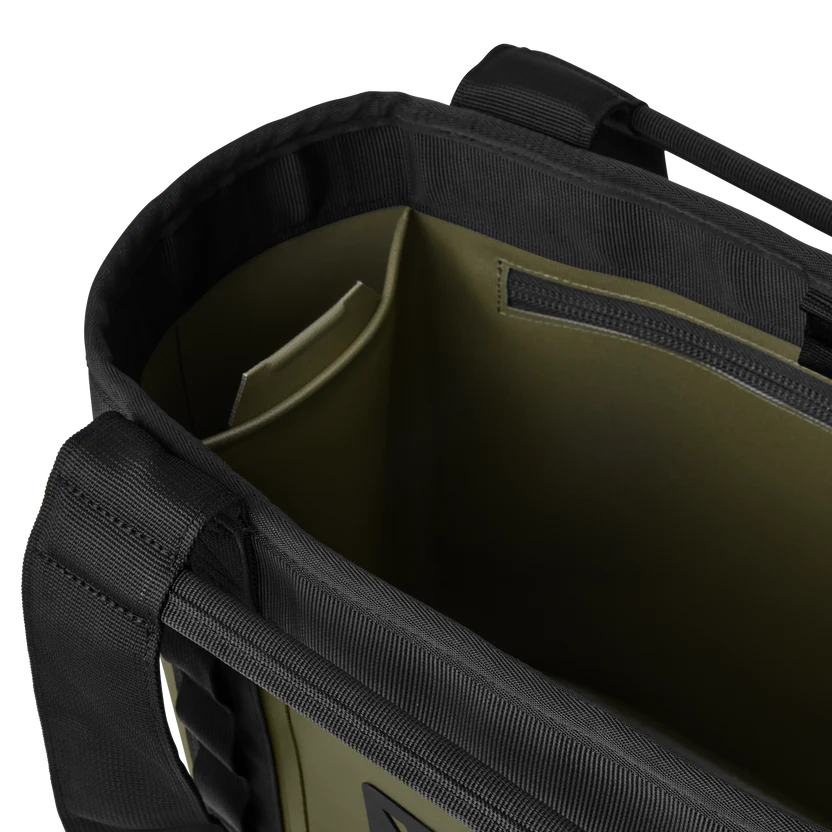 YETI Camino Carryall 20