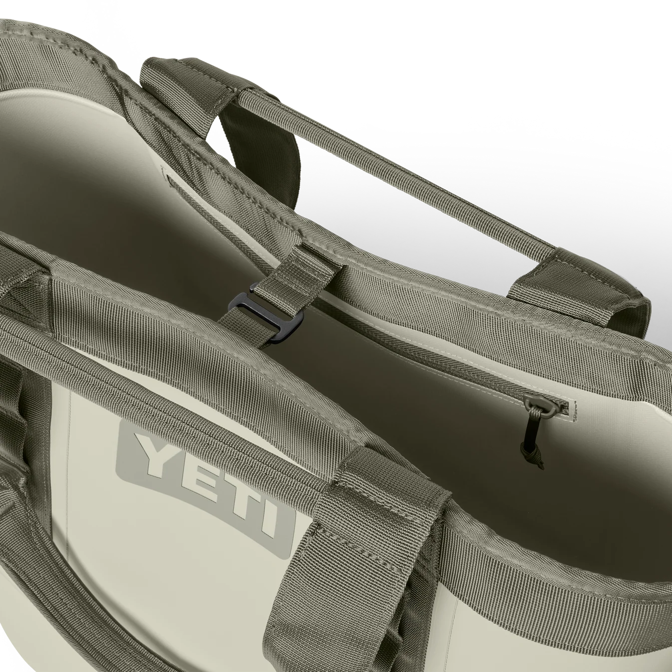 YETI Camino Carryall 35 2.0