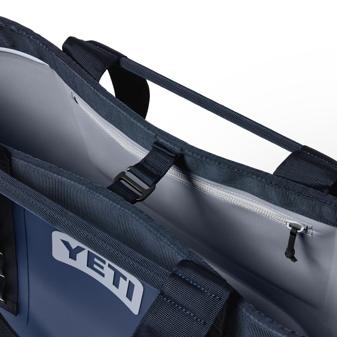 YETI Camino Carryall 35 2.0