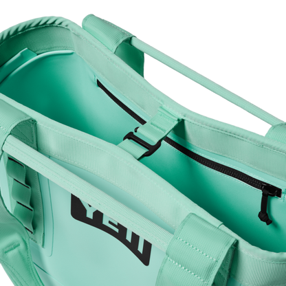 YETI Camino 20 Carryall