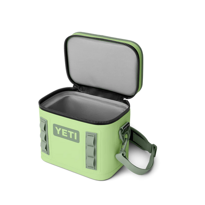 YETI Hopper Flip 8
