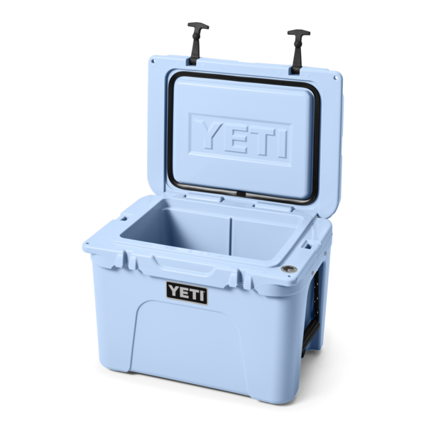 YETI Tundra 35 Cooler